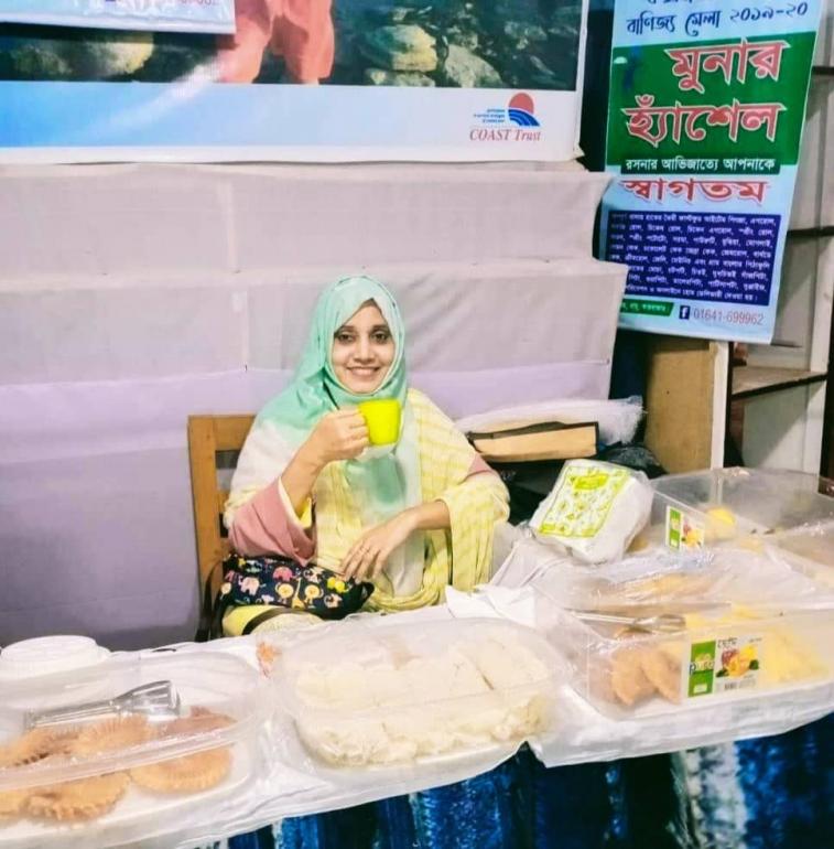 মুনা চৌধুরী,  স্বত্তাধিকারী, মুনার হ্যাঁশেল