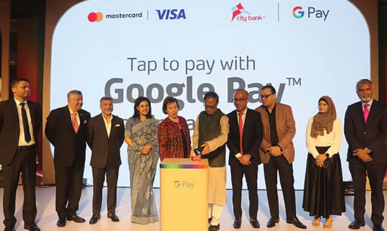 গুগল পে সেবার উদ্বোধন করেন বাংলাদেশ ব্যাংকের গভর্নর আহসান এইচ মনসুর।