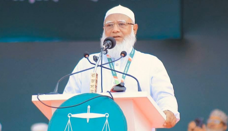 সোহরাওয়ার্দী উদ্যানে জাতীয় সমাবেশে বক্তব্য দিচ্ছেন জামায়াত আমির শফিকুর রহমান। ছবি: জামায়াতের ফেসবুক পেইজ