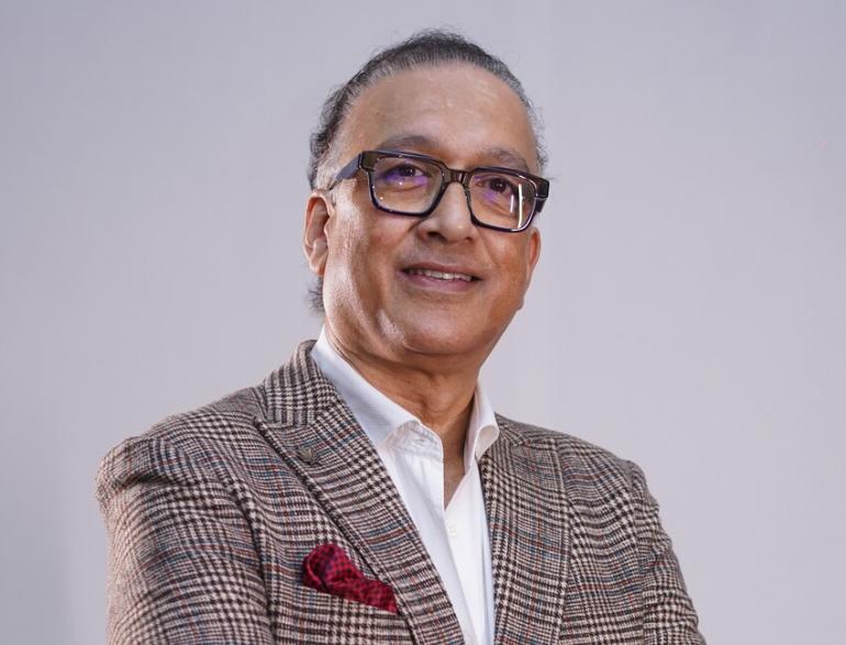 মোকাররম হোসেন খান
