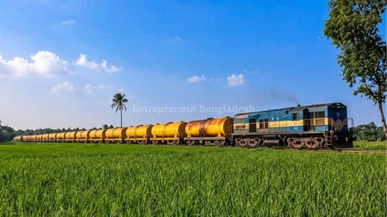 মাসে চাহিদা ৫৮ ট্রেনের, পাঁচ মাসে চলেছে ৪৫টি