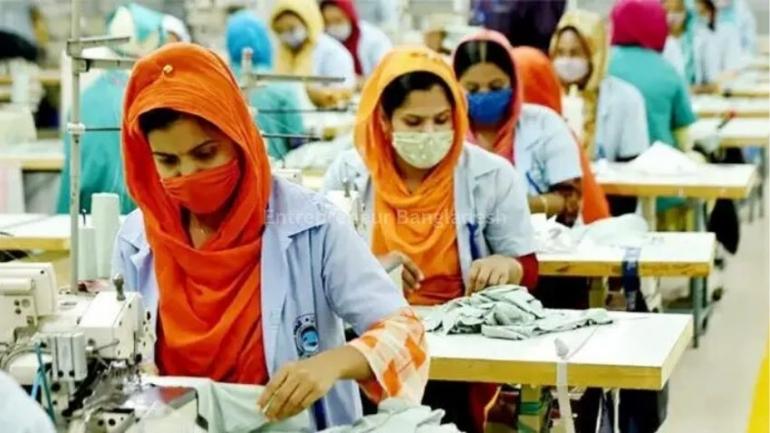 কমেছে তৈরি পোশাক রপ্তানি; শুধু লভ্যাংশে কর বসানোর পরামর্শ অর্থনীতিবিদদের