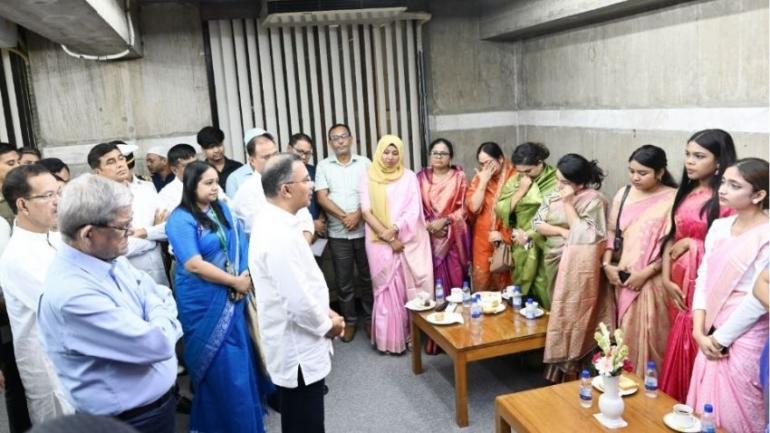 প্রধানমন্ত্রীর সঙ্গে ‘মায়ের ডাক’ এর সদস্যদের সাক্ষাৎ