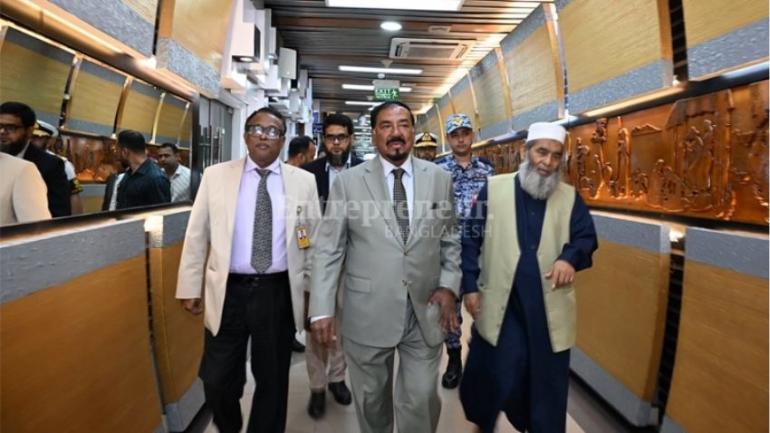 আয়াতুল্লাহ খামেনির জানাজায় যোগ দিতে ইরানের পথে স্পিকার