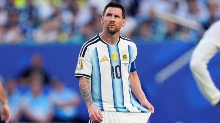 আর্জেন্টিনা ও মেসিবিরোধী প্রচারণার জন্য টাকার প্রস্তাব দিচ্ছে একটি প্রতিষ্ঠান