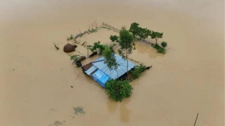 দেশে বন্যায় ৫১ জনের মৃত্যু, ৭ জেলায় পানিবন্দি ২ লাখ ৬৮ হাজার পরিবার