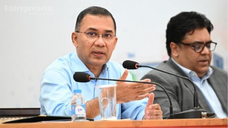 সরকার উদ্যোক্তাদের পাশে রয়েছে: প্রধানমন্ত্রী