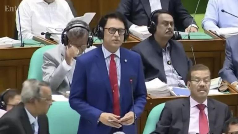 সংসদে দুঃখ প্রকাশ করলেন শিক্ষামন্ত্রী