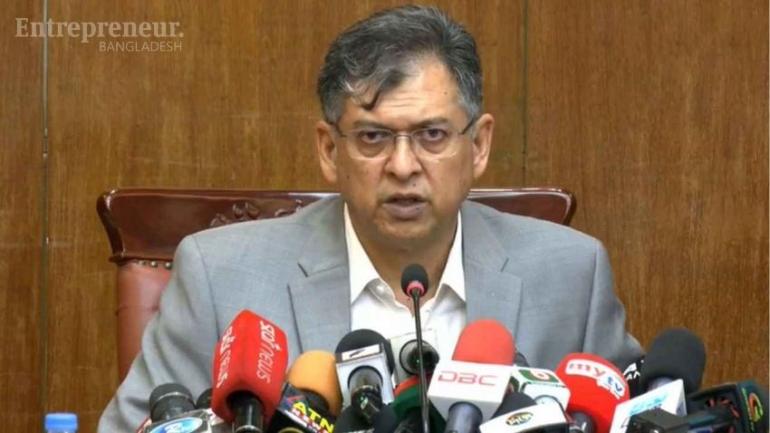 শেখ হাসিনাকে আইনি প্রক্রিয়ায় দেশে ফেরাতে চায় সরকার: স্বরাষ্ট্রমন্ত্রী