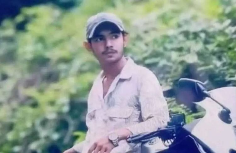 আটক তুহিন। ছবিঃ সংগৃহীত